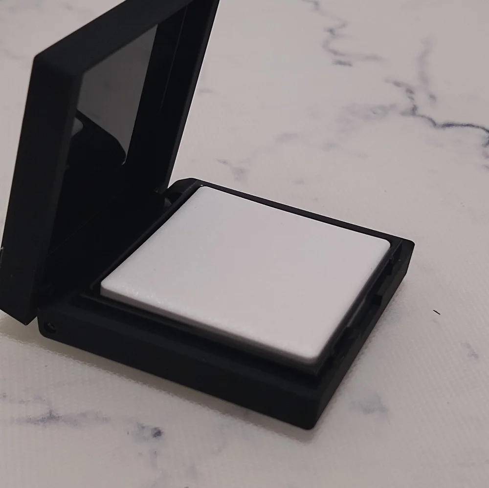 Nars Light Reflecting TRANSLUCENT CRYSTAL Setting Powder Pressed .06 oz